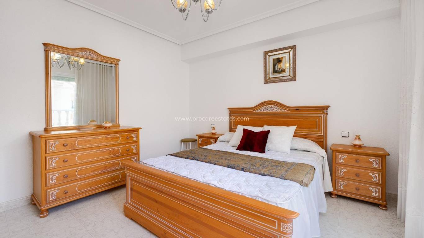 Resale - Town house - Torrevieja - Torrevieja Center