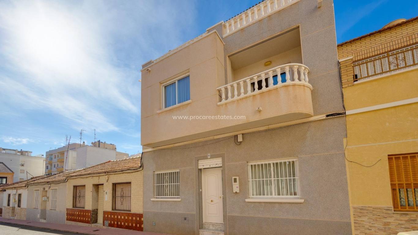 Resale - Town house - Torrevieja - Torrevieja Center