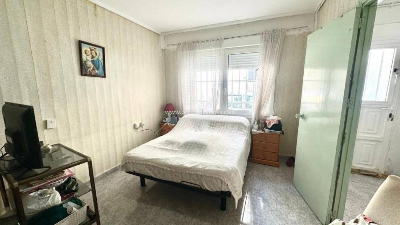 Resale - Town house - Torrevieja