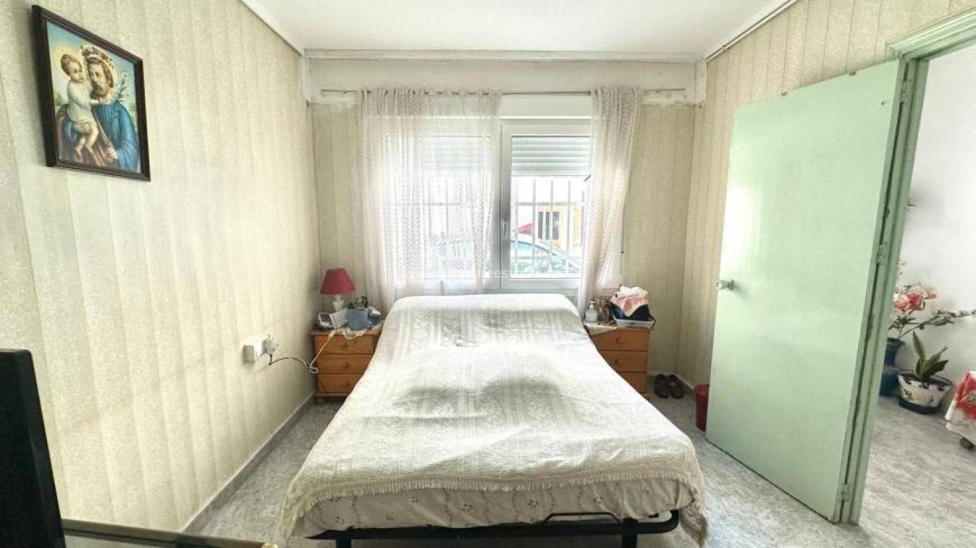 Resale - Town house - Torrevieja