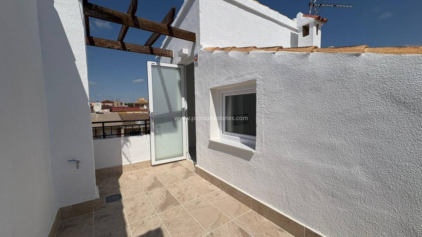 Resale - Town house - Torrevieja