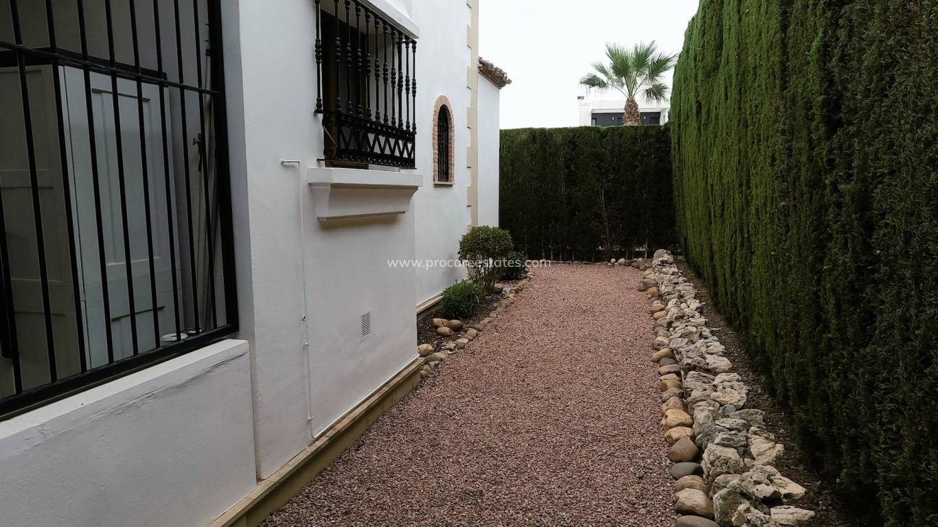 Resale - Villa - Algorfa - La Finca golf