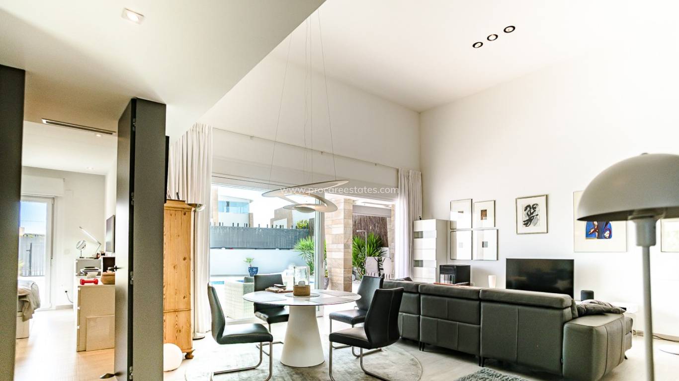 Resale - Villa - Algorfa - La Finca golf