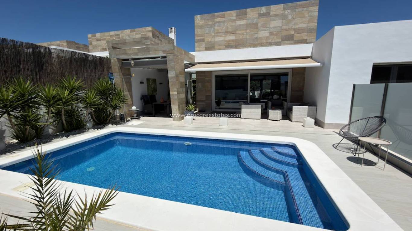 Resale - Villa - Algorfa - La Finca golf