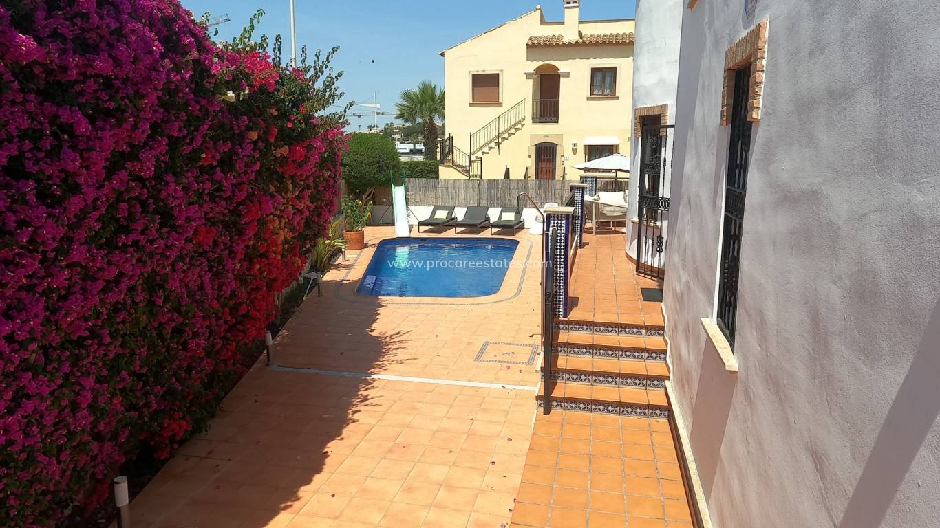 Resale - Villa - Algorfa - La Finca golf