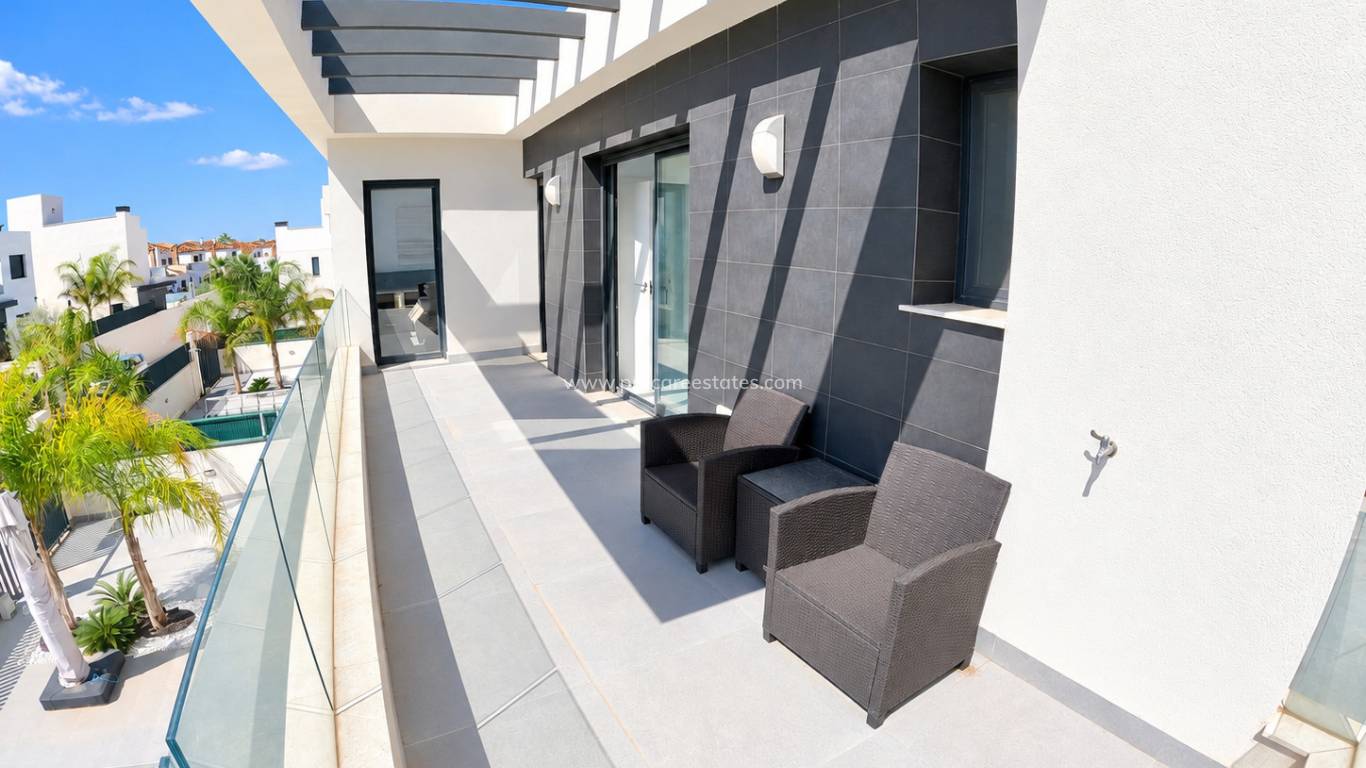 Resale - Villa - Algorfa - La Finca golf