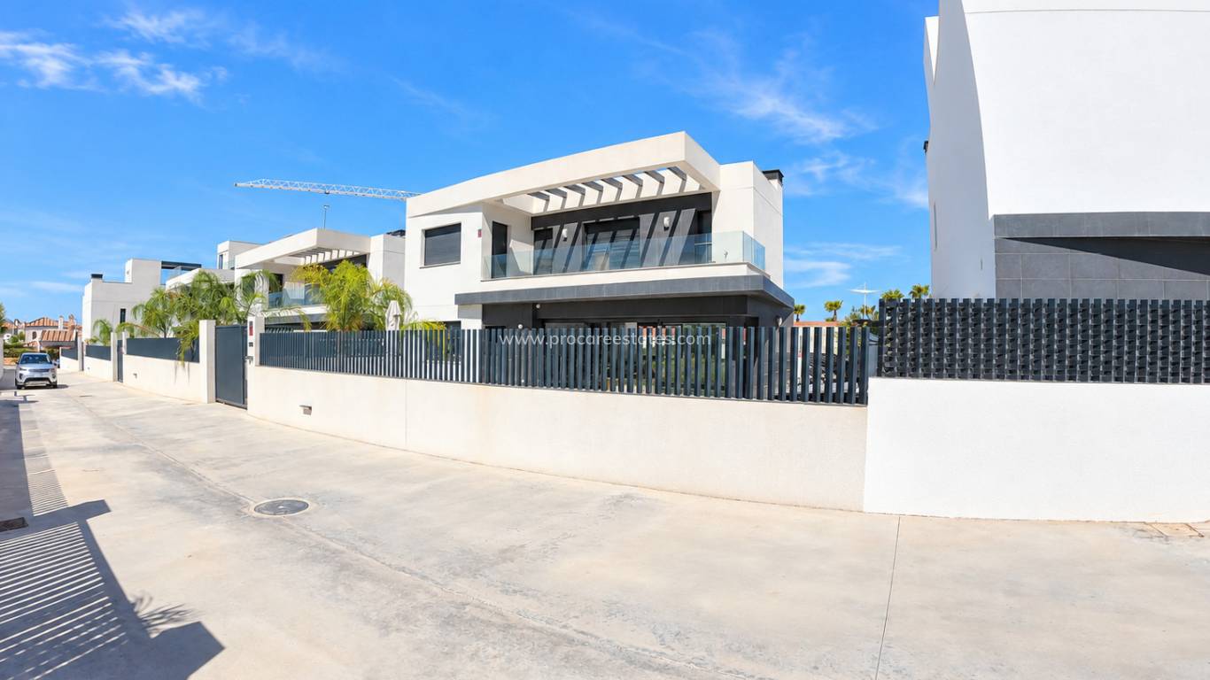 Resale - Villa - Algorfa - La Finca golf