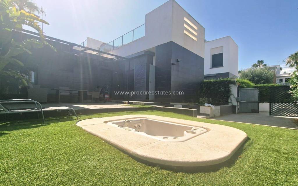 Resale - Villa - Algorfa - Pueblo 3