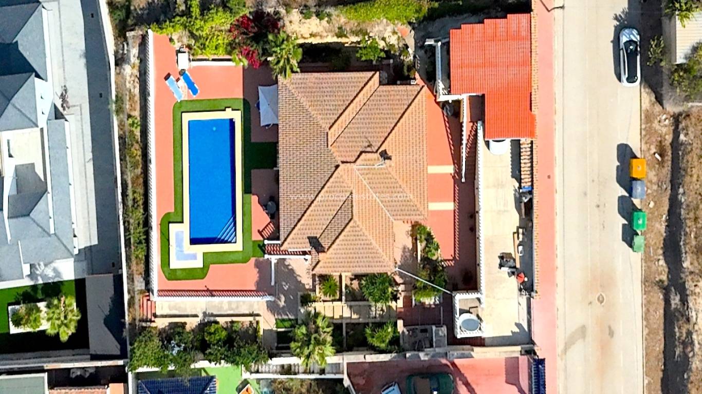 Resale - Villa - Algorfa