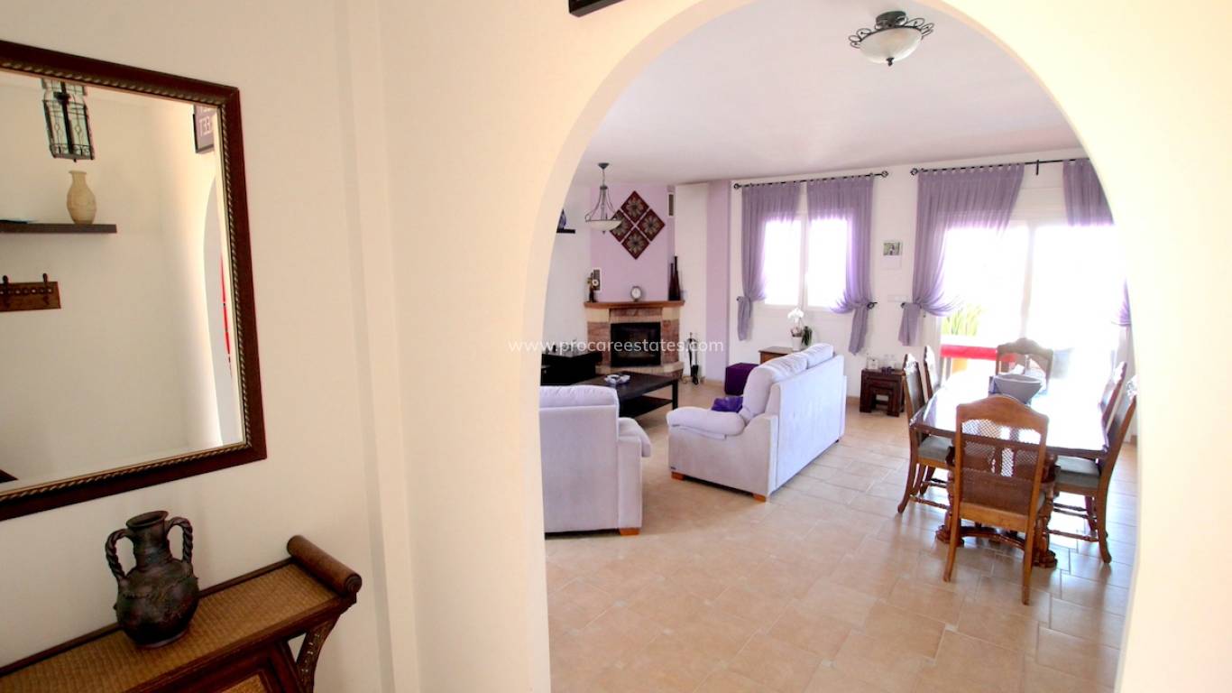 Resale - Villa - Algorfa