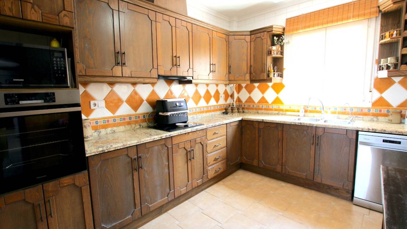 Resale - Villa - Algorfa