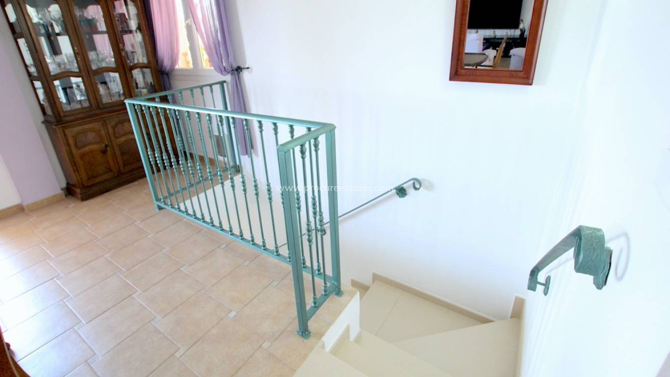 Resale - Villa - Algorfa