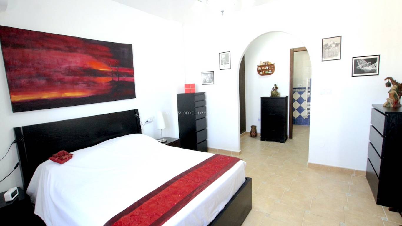 Resale - Villa - Algorfa