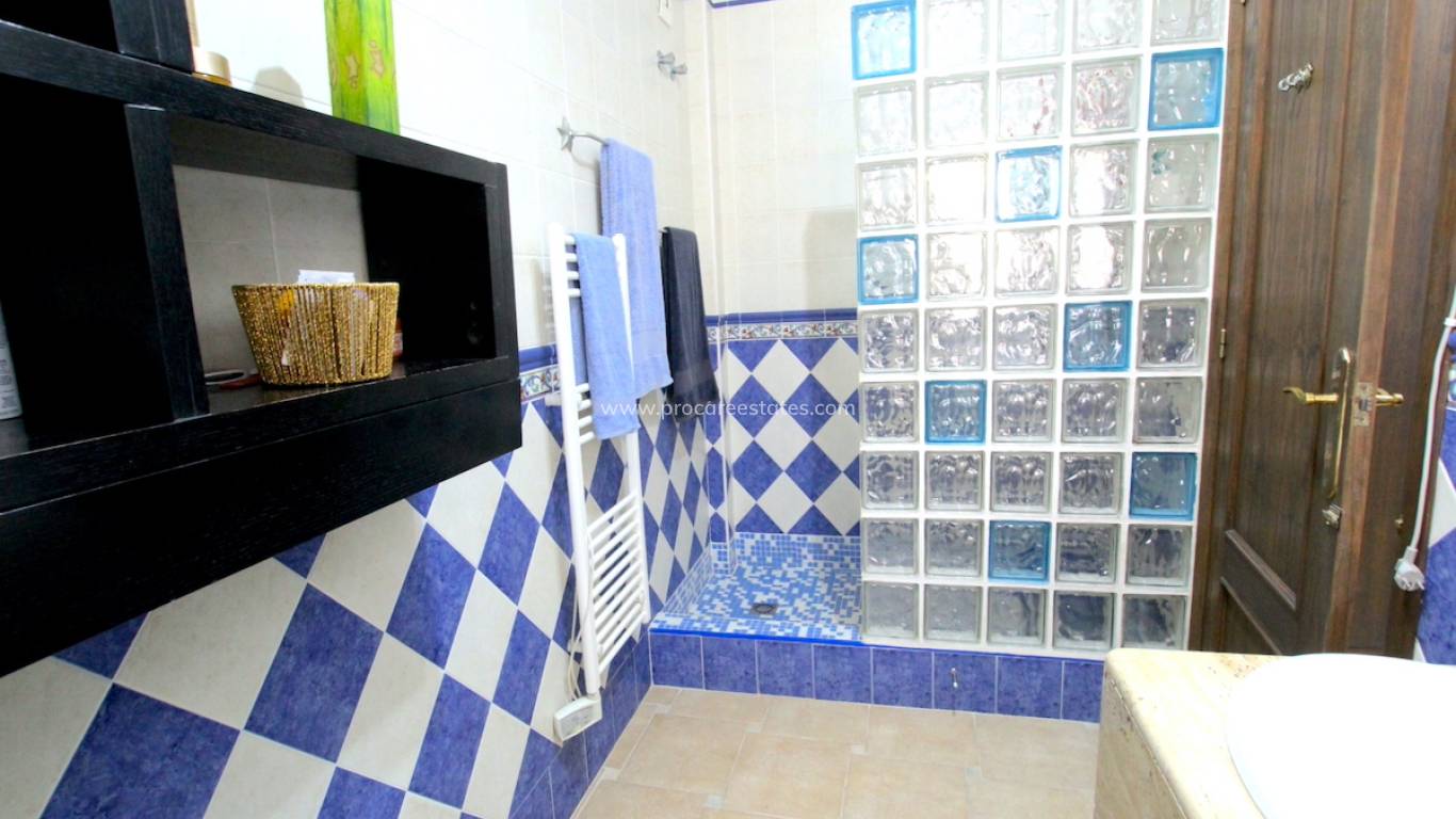 Resale - Villa - Algorfa