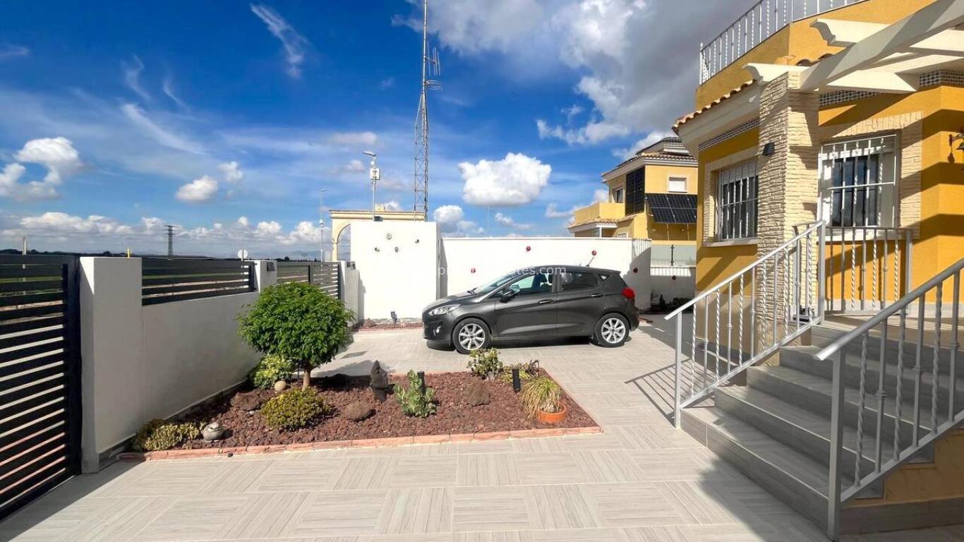 Resale - Villa - Algorfa