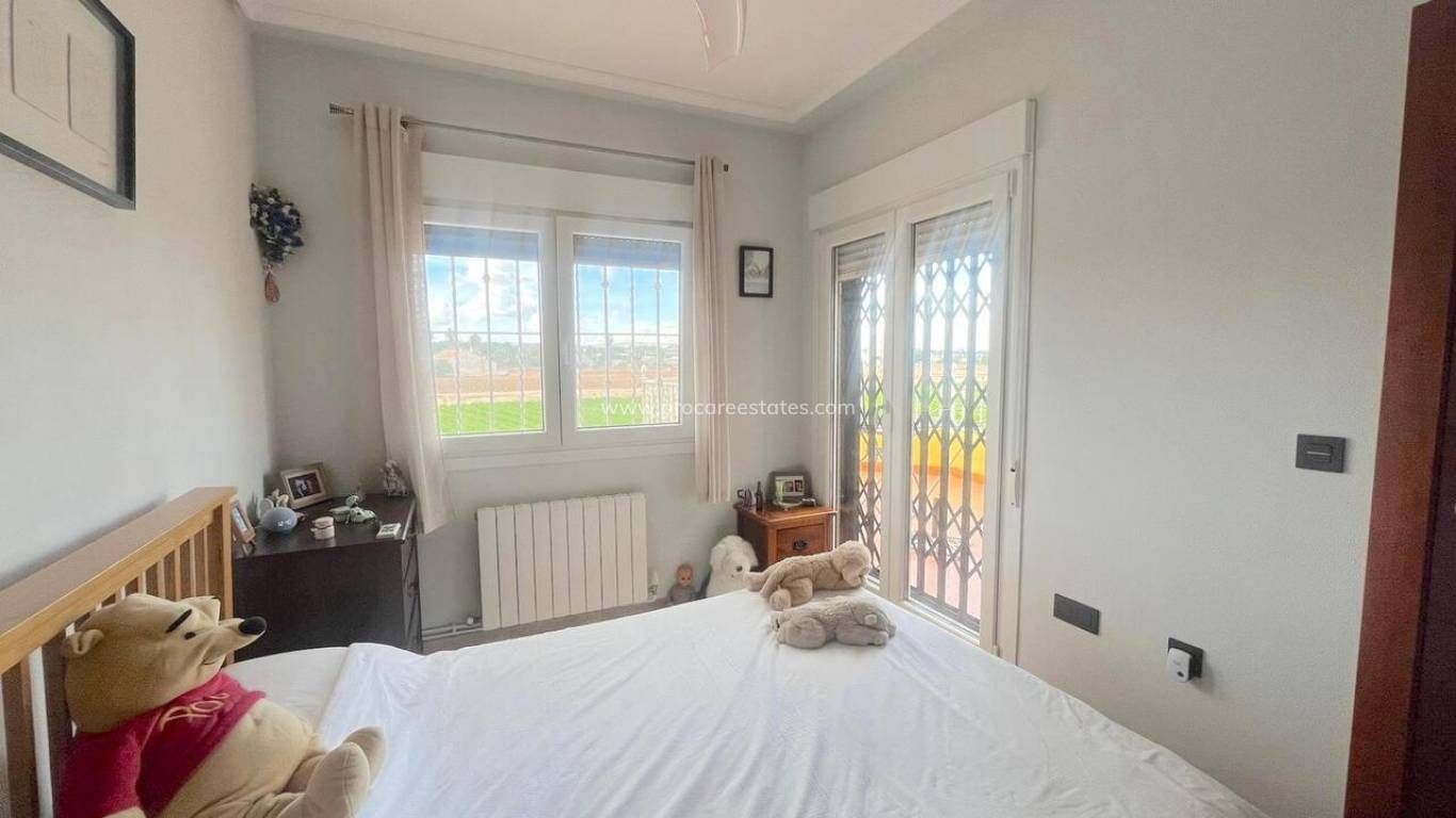 Resale - Villa - Algorfa