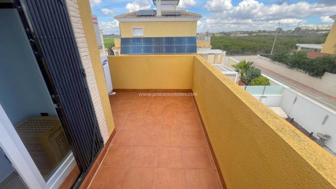 Resale - Villa - Algorfa