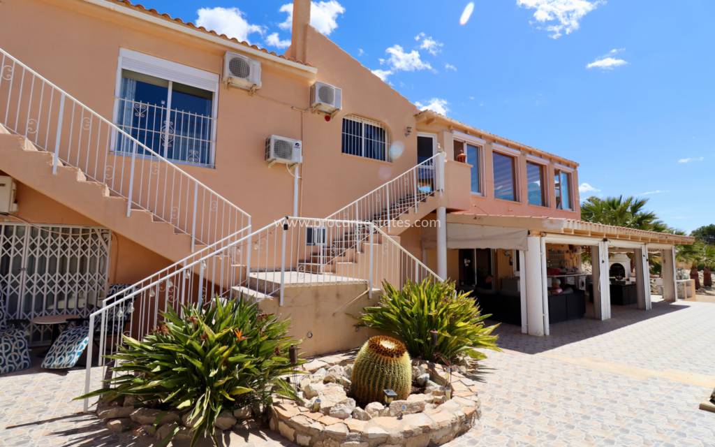 Resale - Villa - Alicante - San Vicente del Raspeig