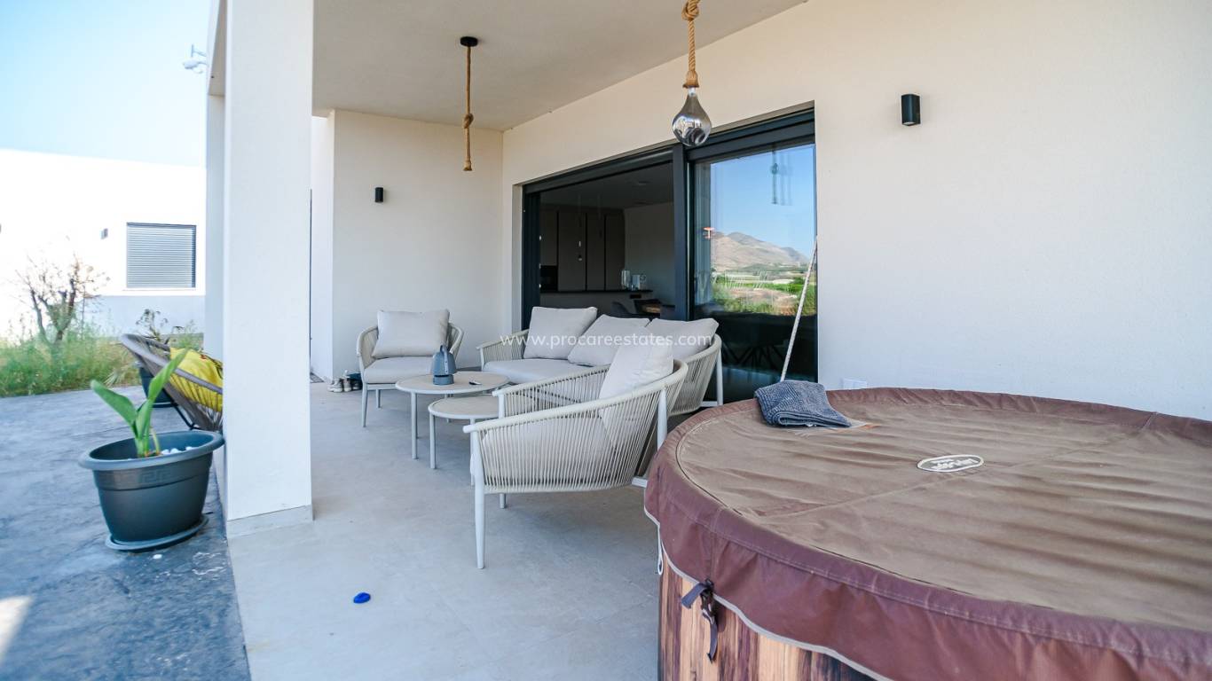 Resale - Villa - ASPE - Aspe
