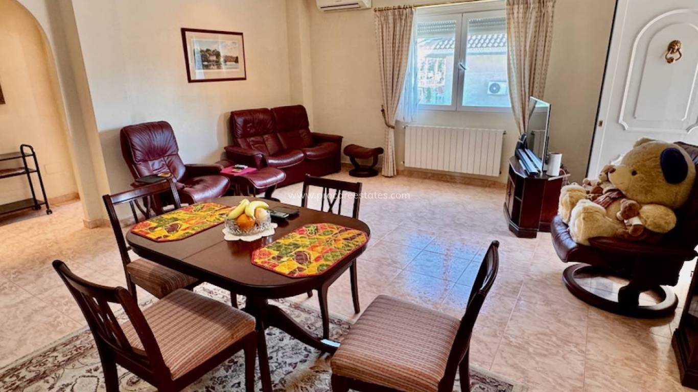 Resale - Villa - Benferri