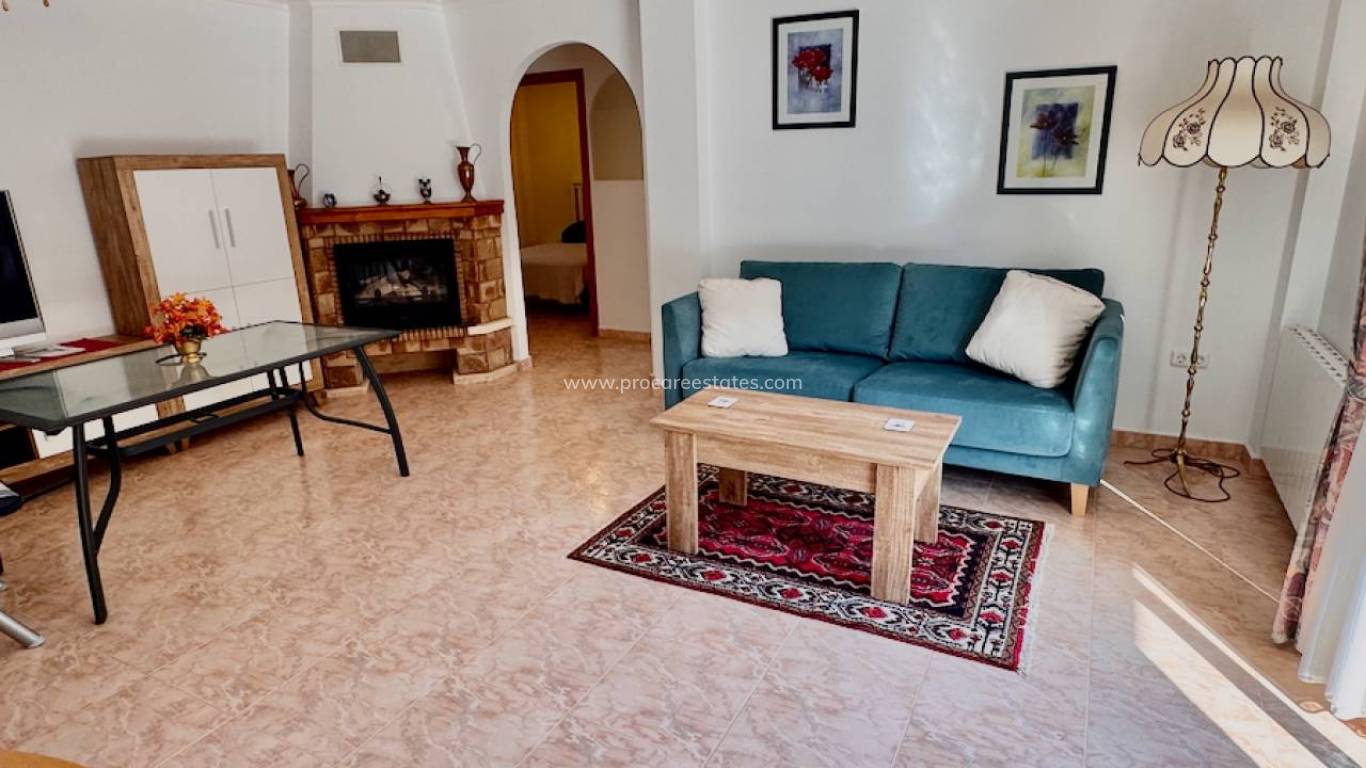 Resale - Villa - Benferri