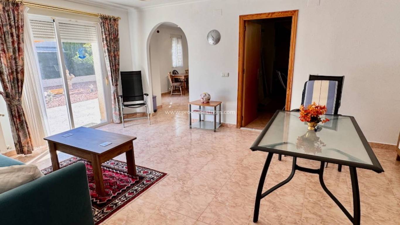 Resale - Villa - Benferri