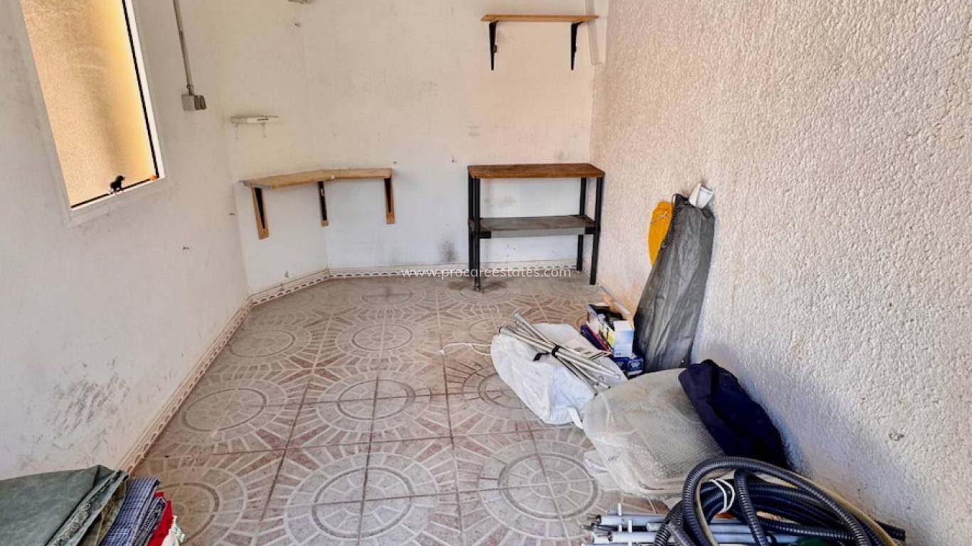 Resale - Villa - Benferri