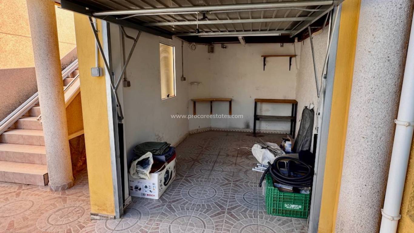 Resale - Villa - Benferri