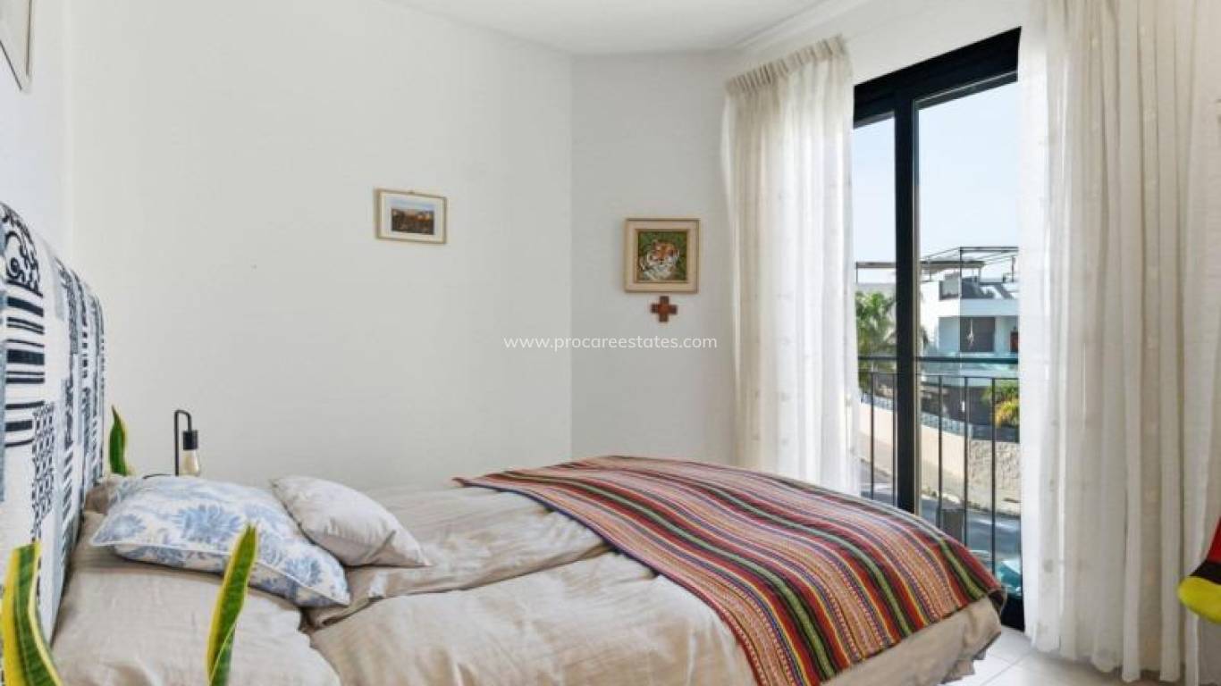 Resale - Villa - Benijofar - Pueblo 4