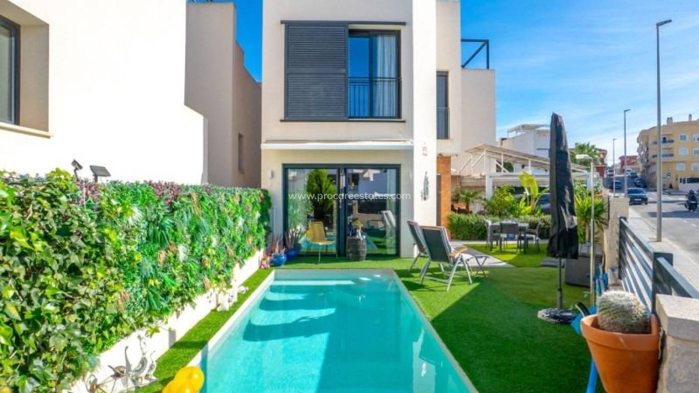 Resale - Villa - Benijofar - Pueblo 4