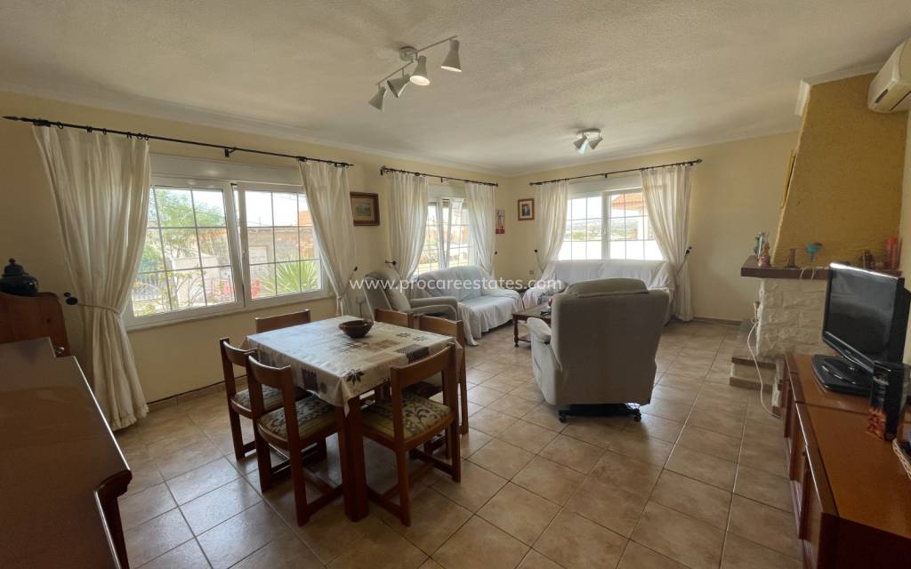 Resale - Villa - Benijofar - Pueblo