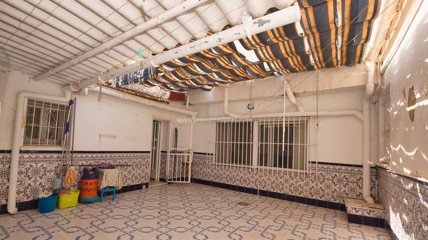 Resale - Villa - Benijofar
