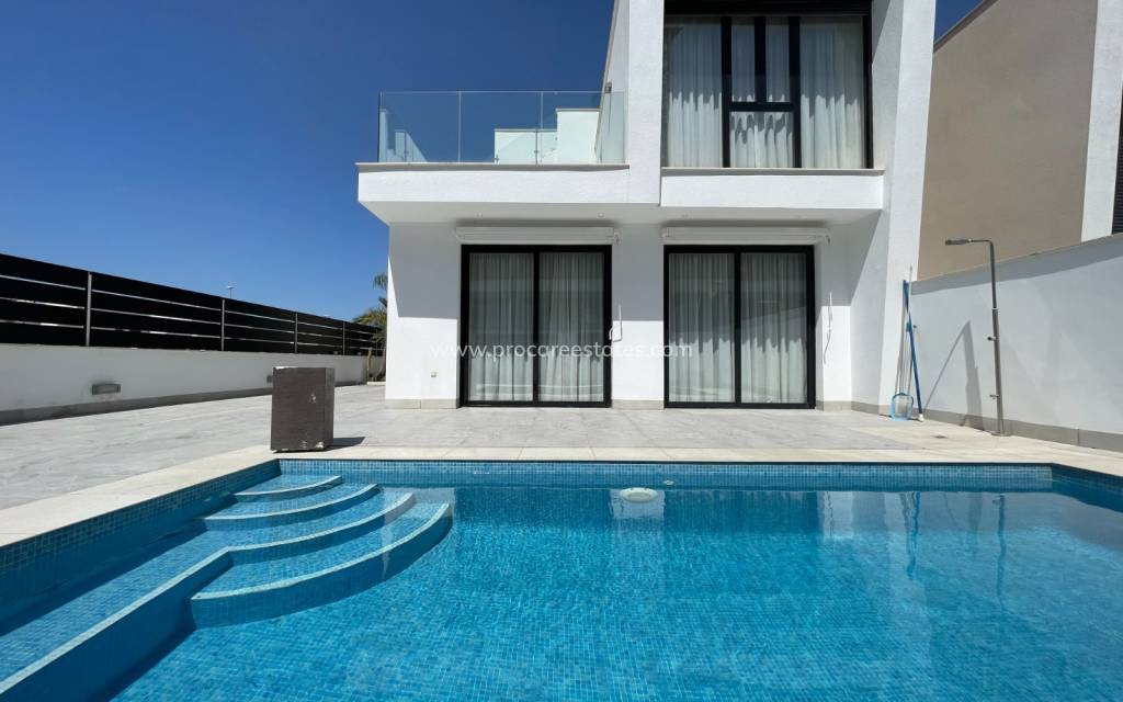 Resale - Villa - Benijofar