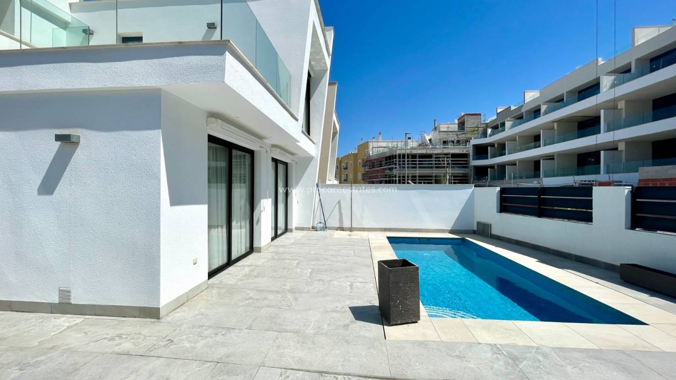 Resale - Villa - Benijofar