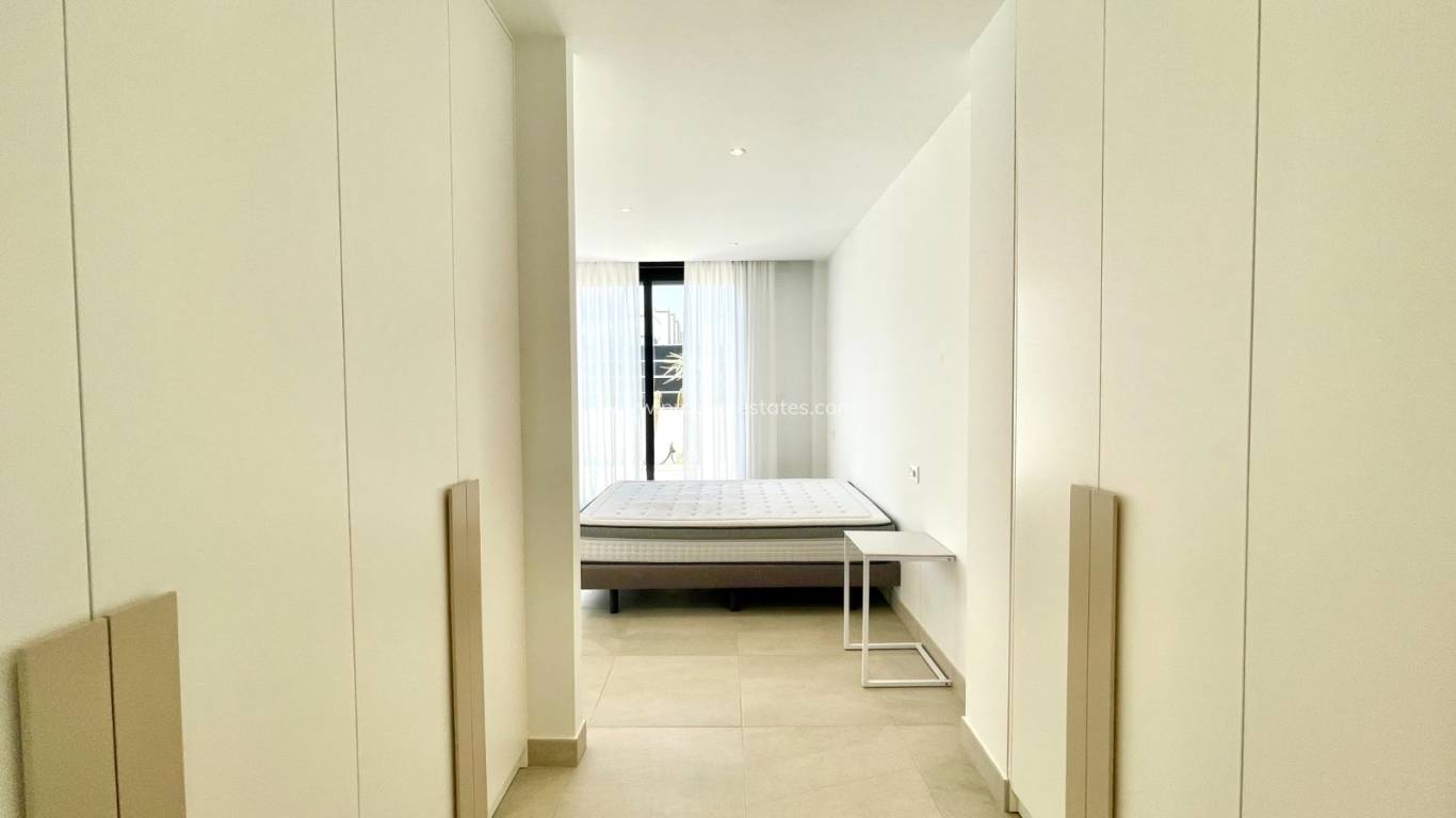 Resale - Villa - Benijofar
