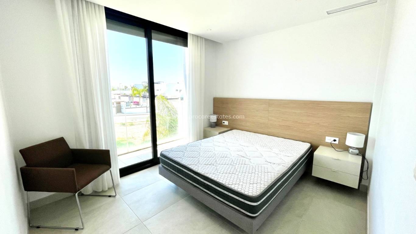 Resale - Villa - Benijofar