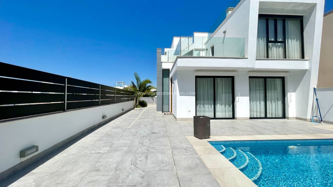 Resale - Villa - Benijofar