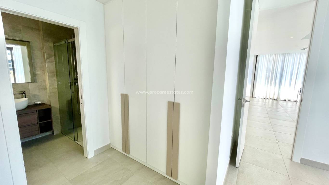 Resale - Villa - Benijofar