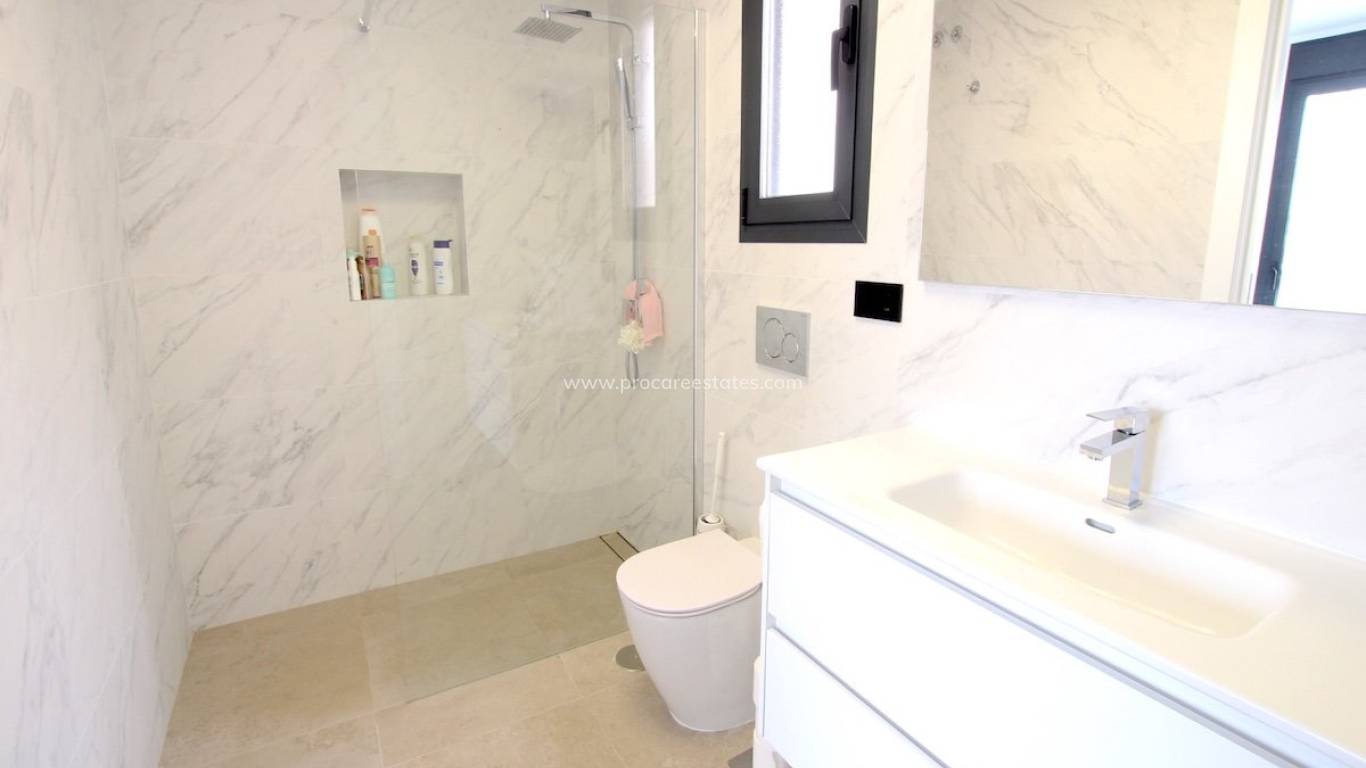 Resale - Villa - Benijofar