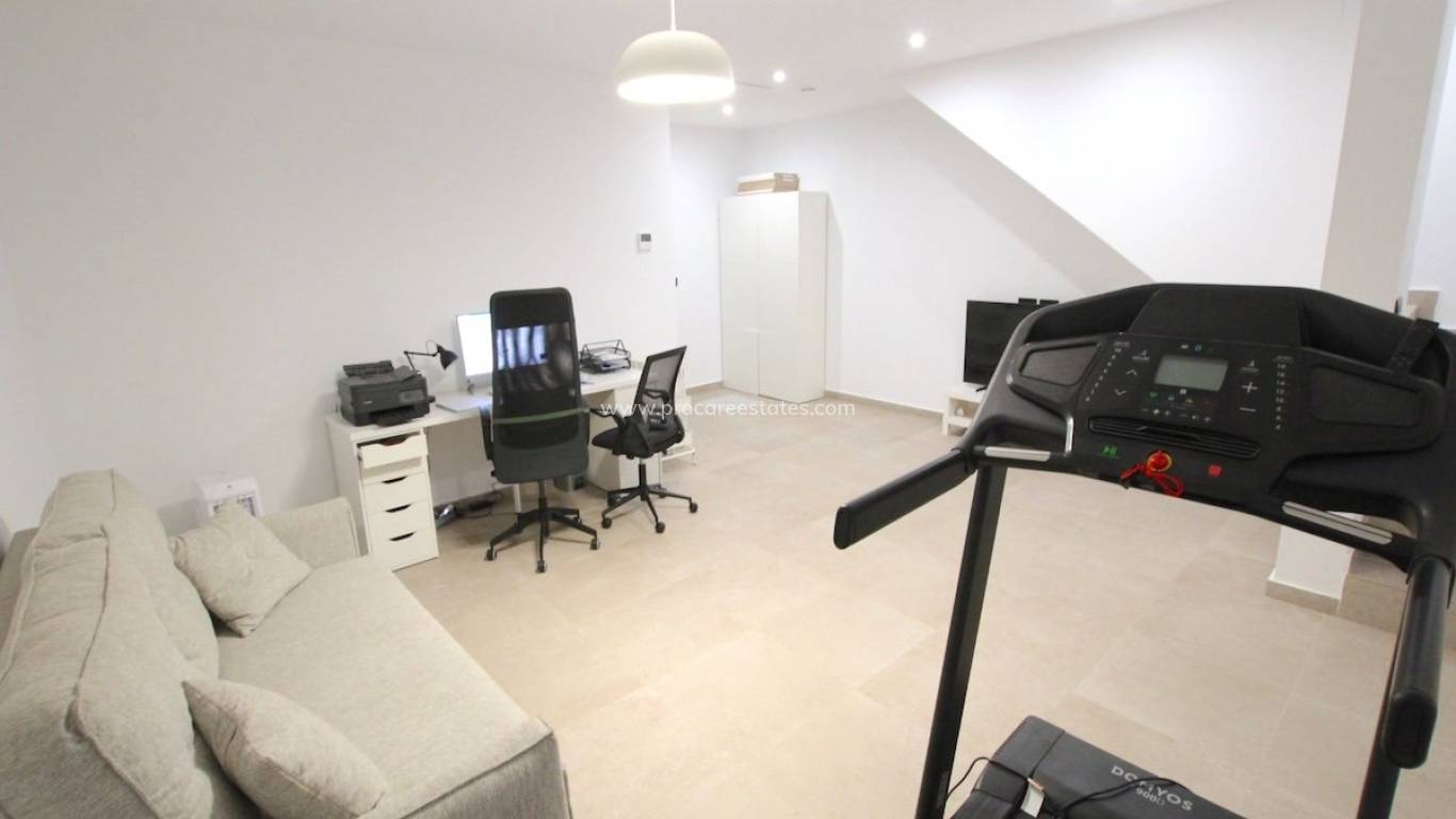 Resale - Villa - Benijofar
