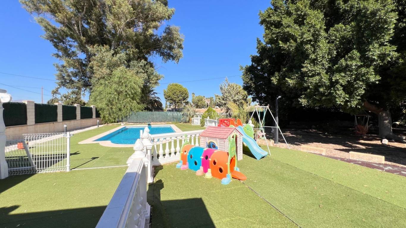 Resale - Villa - Callosa de Segura - Comunidad valenciana