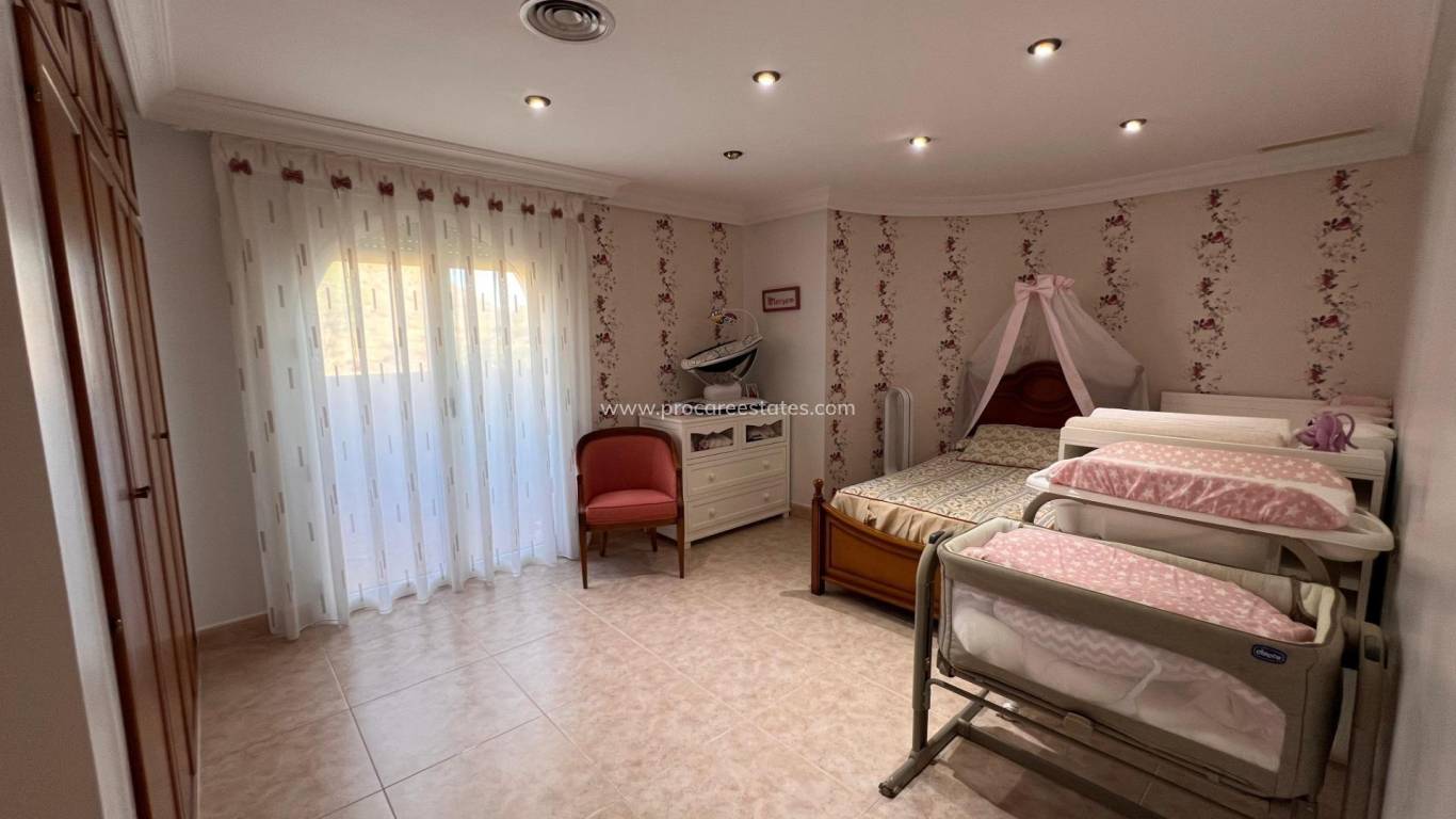Resale - Villa - Callosa de Segura - Comunidad valenciana