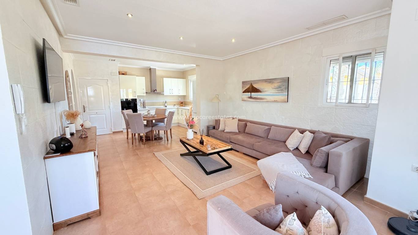 Resale - Villa - Catral