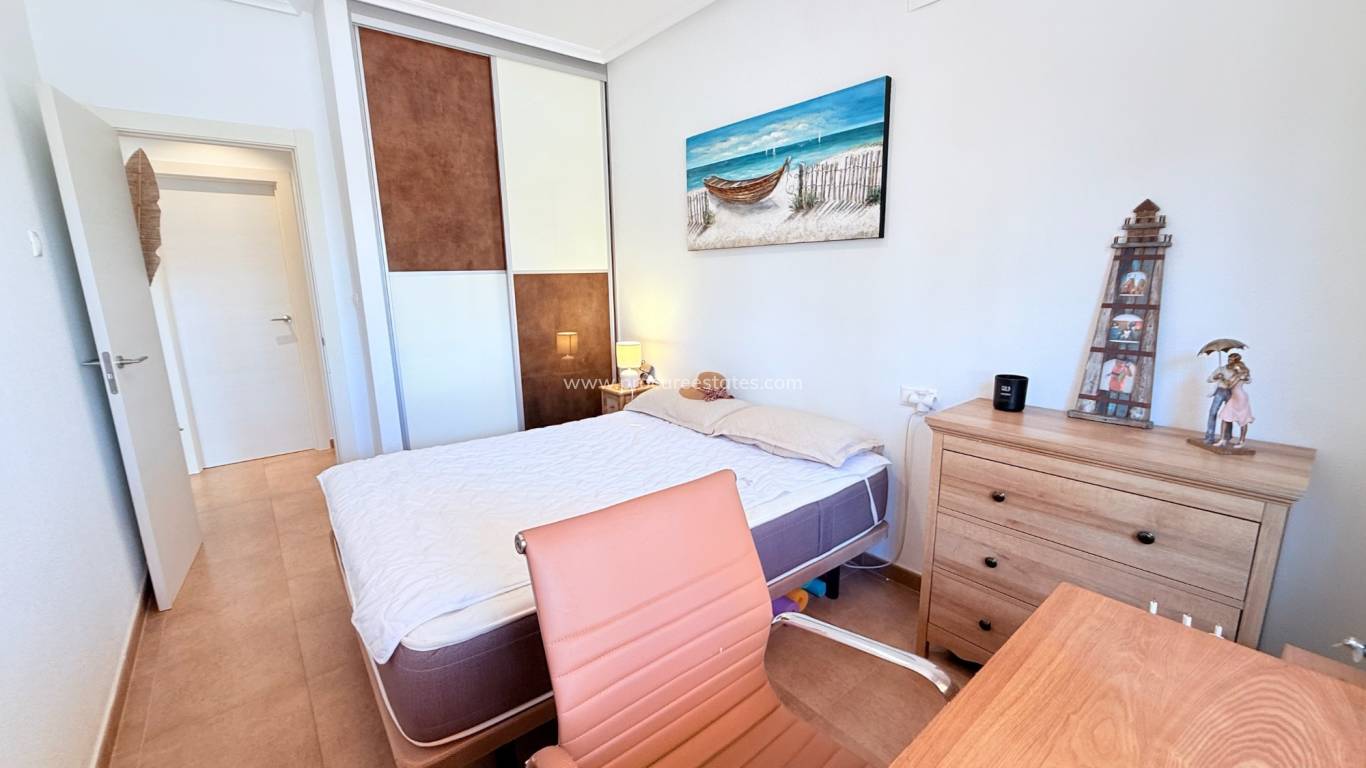 Resale - Villa - Catral