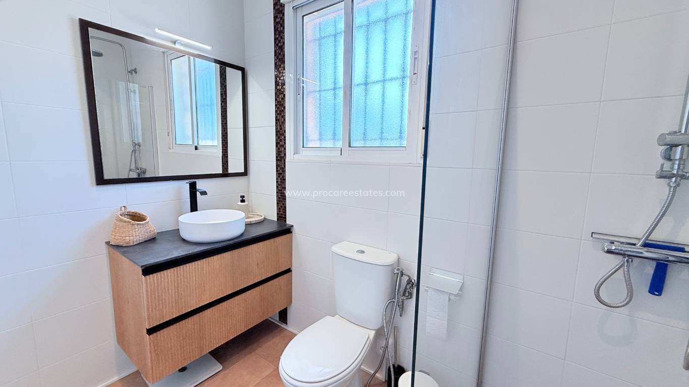 Resale - Villa - Catral
