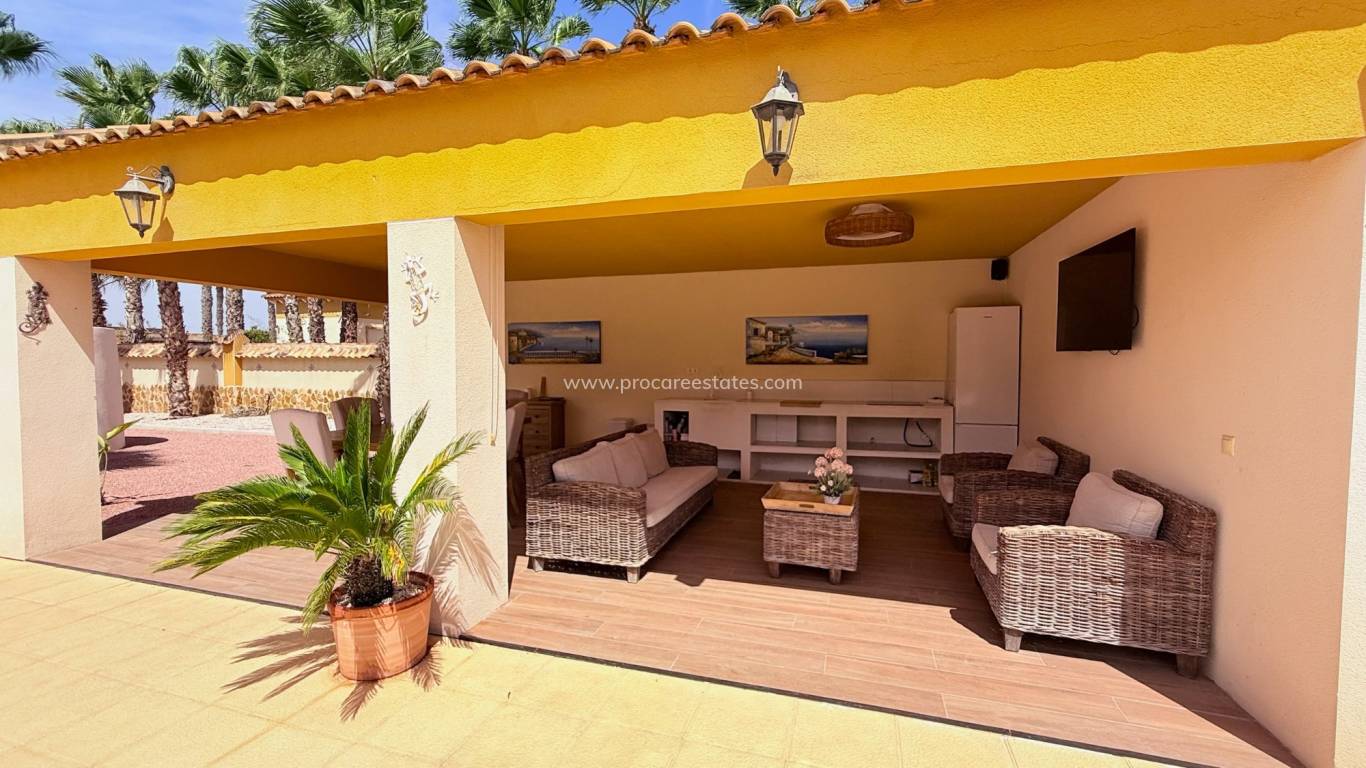 Resale - Villa - Catral