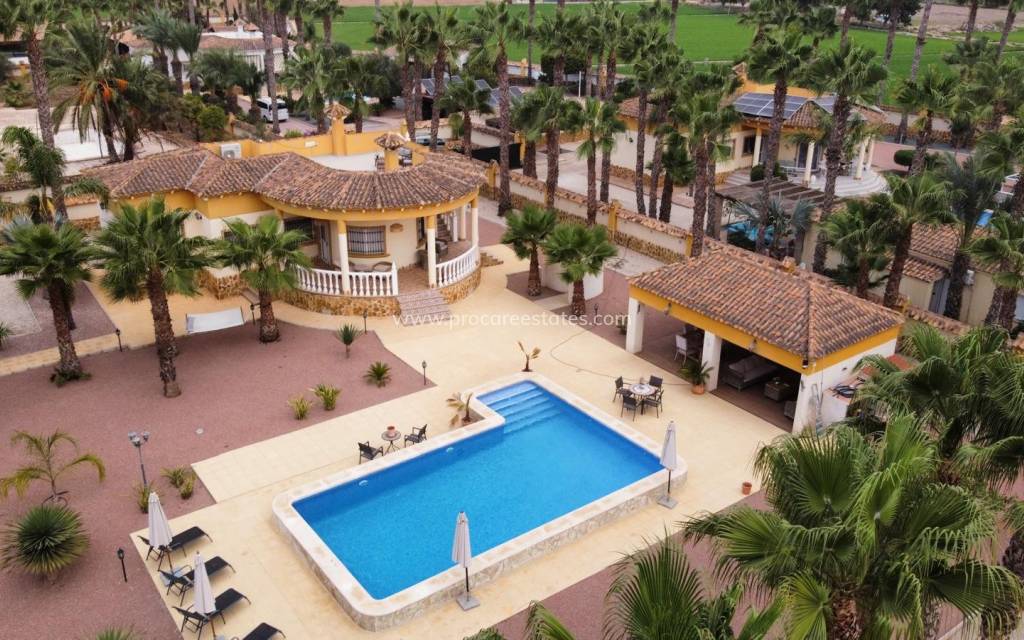 Resale - Villa - Catral