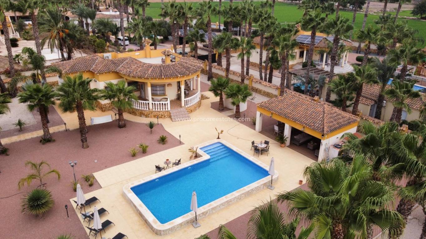 Resale - Villa - Catral