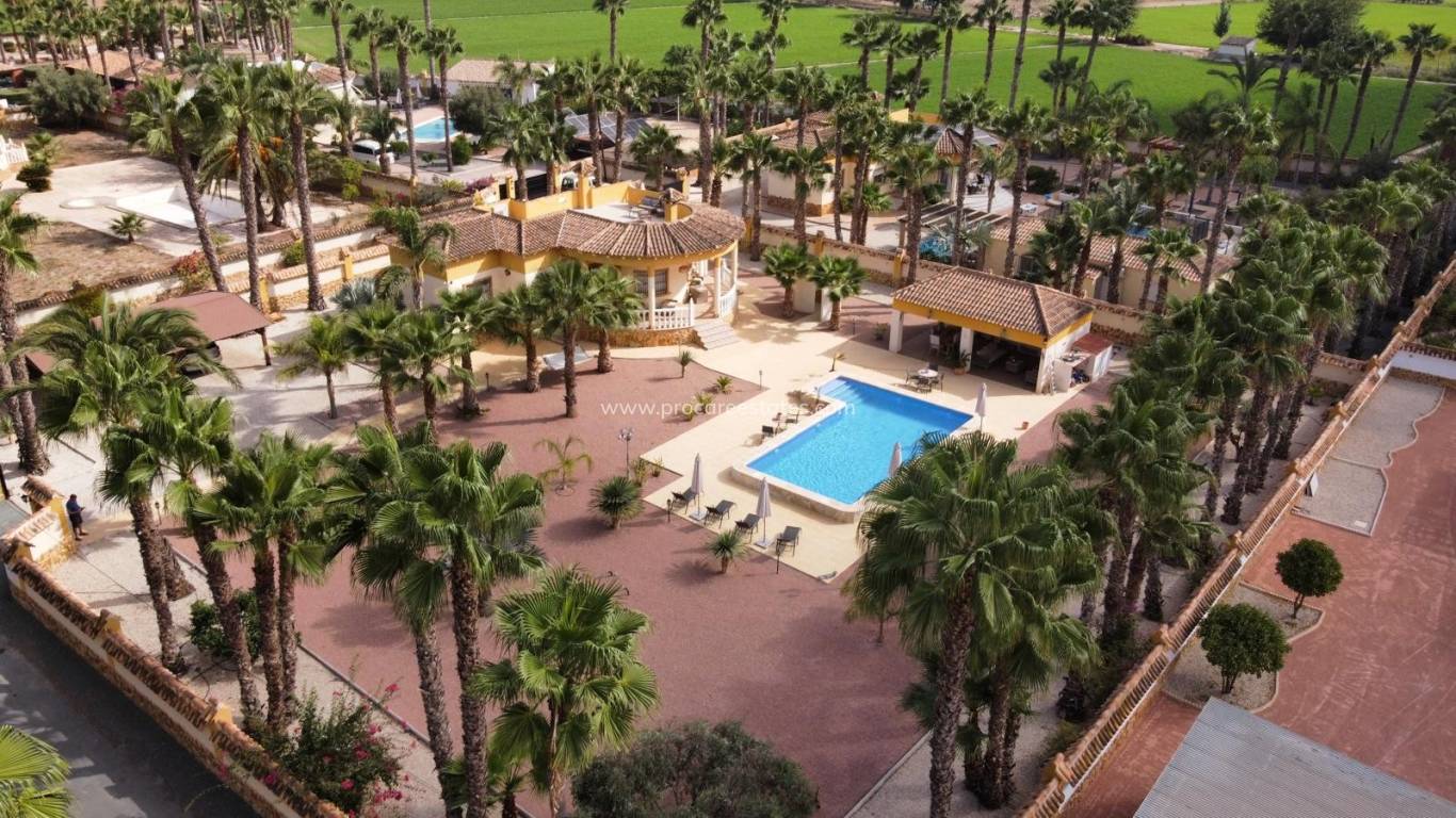 Resale - Villa - Catral