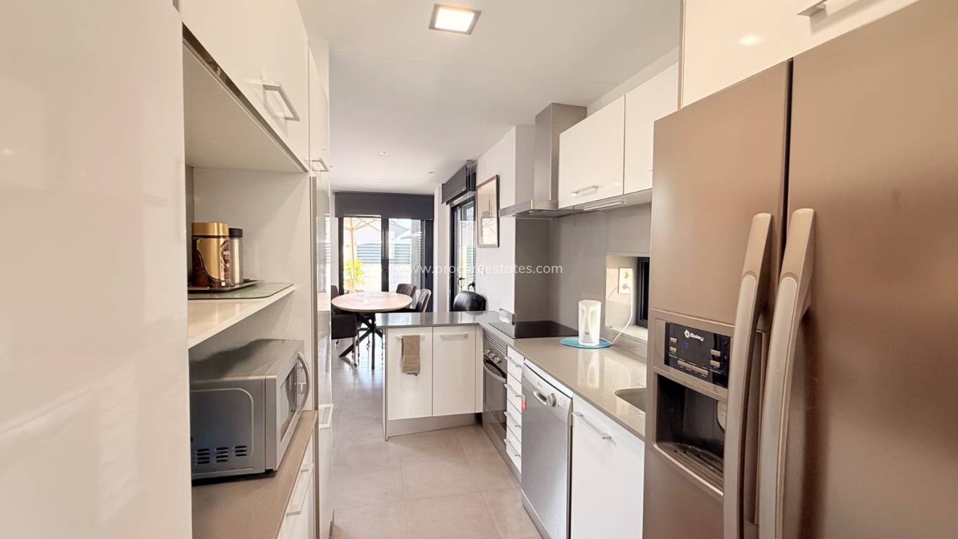 Resale - Villa - Ciudad Quesada - Pueblo Bravo